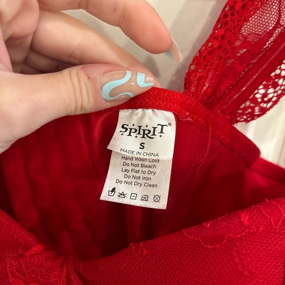 Spirit Halloween Red Lace Corset - Picture 5 of 5